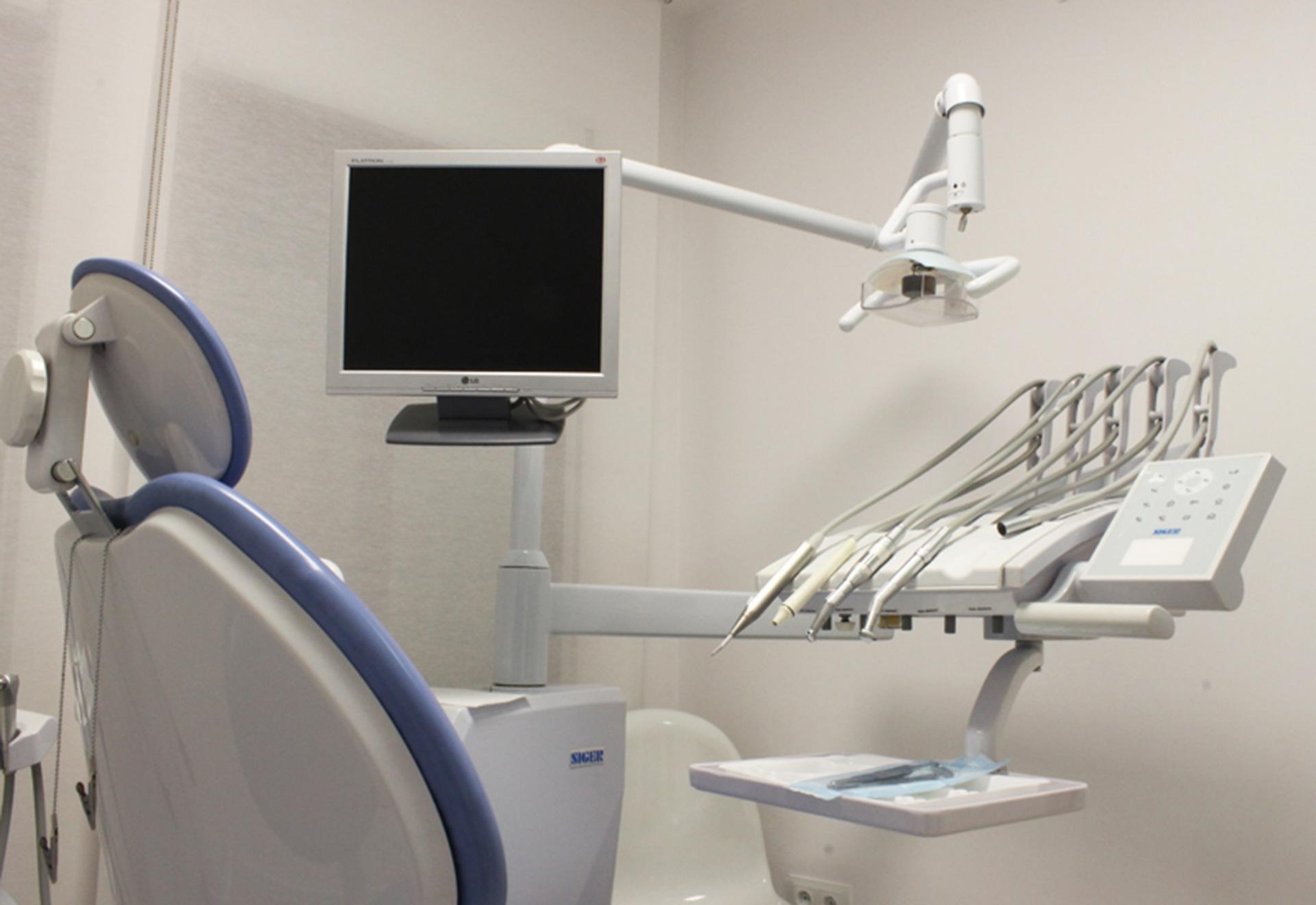 Clínica Dental Dra. Reina Solórzano